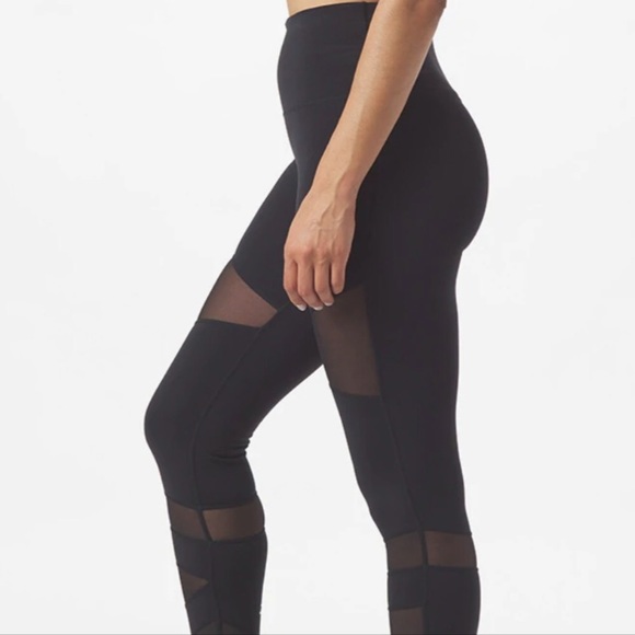 $80 GLYDER Black SCULPT Sheer Panel Crop Limitless Movement Leggings Sz L - Picture 7 of 8